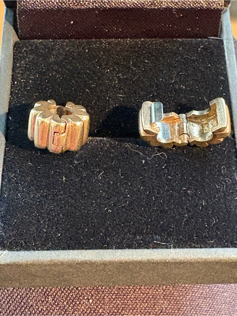 Pandora 14K solid, gold, ribbed clip, spacer charm - Picture 6 of 7